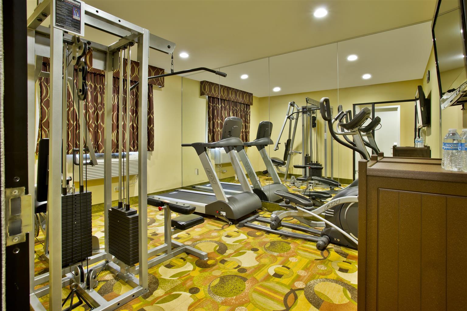 Best Western Plus Arena Hotel New York Exterior foto